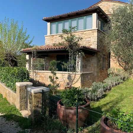 Piedmont Villa *